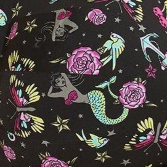 ❤️NWT VINTAGE TORRID MERMAID TATTOO WIRELESS BRA - BACK SMOOTHING LIGHTLY LINED - Picture 2 of 10